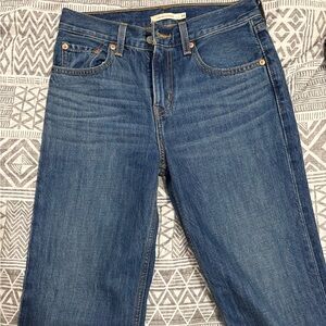 Levi straight leg jeans